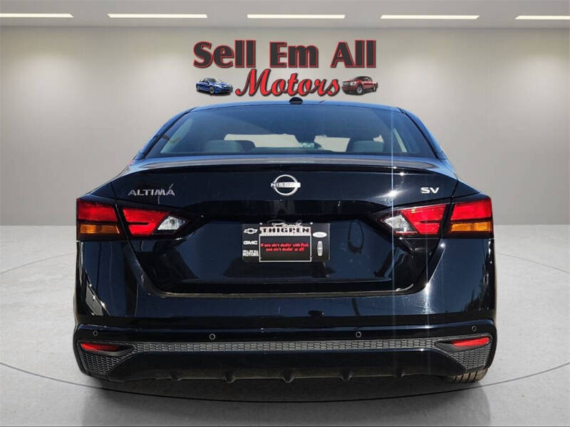 2024 Nissan Altima 2.5 SV