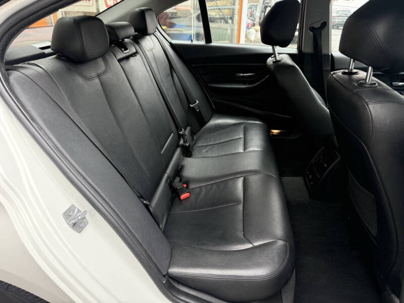 2015 BMW 3 Series 328i xDrive