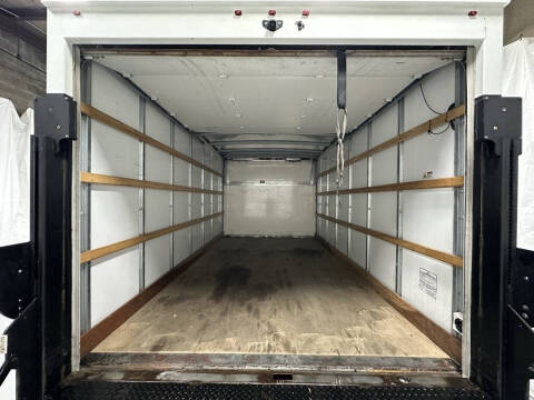 2022 Chevrolet Express 3500