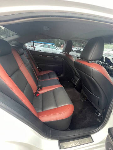 2015 Lexus ES 350 Crafted Line