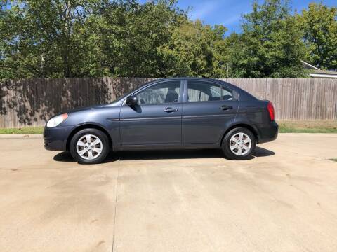 2010 Hyundai Accent for sale at H3 Auto Group in Huntsville TX