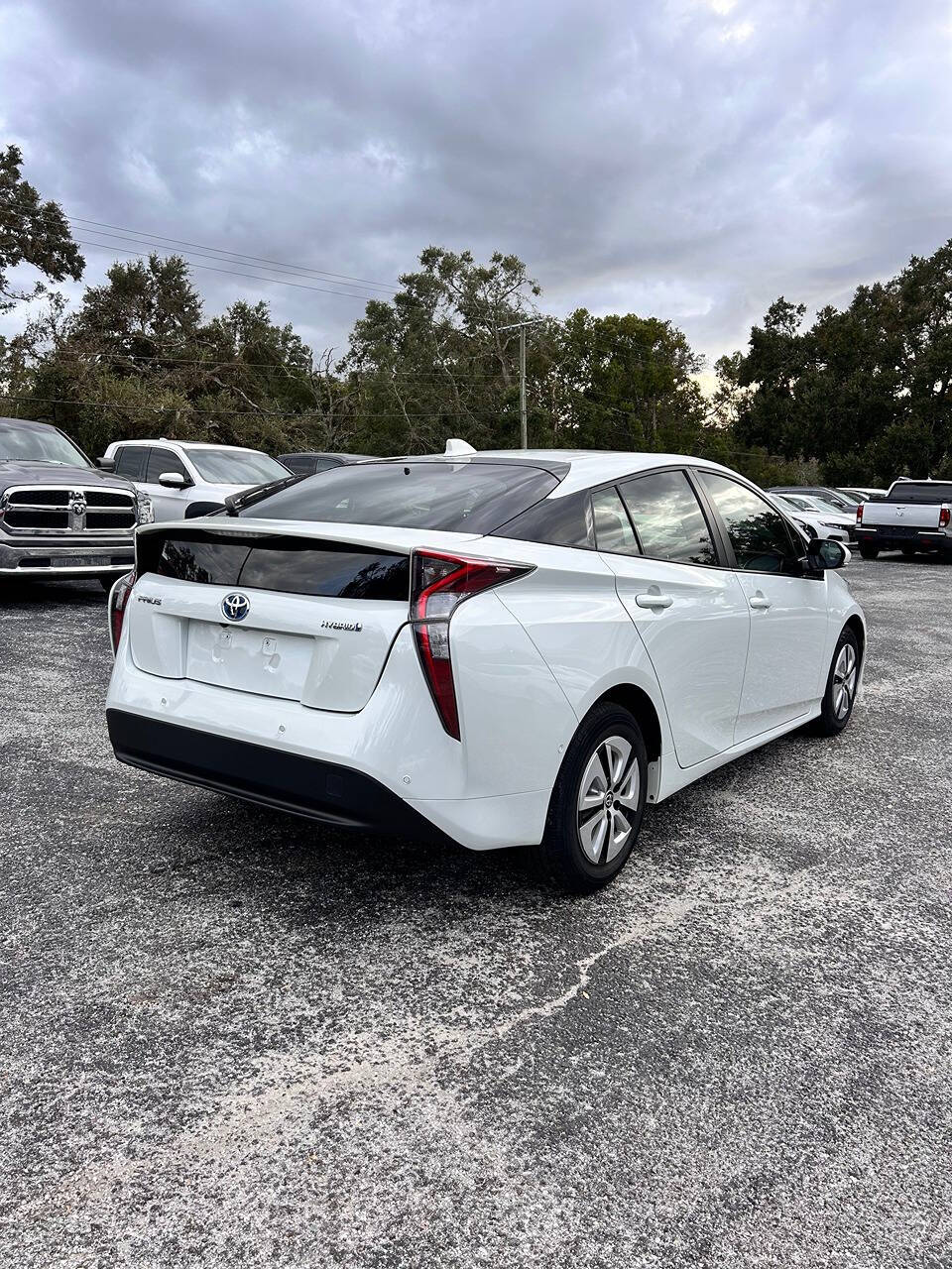 2018 Toyota Prius for sale at GRACELAND AUTO LLC in Thonotosassa, FL