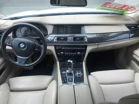 2012 BMW 7 Series 750Li
