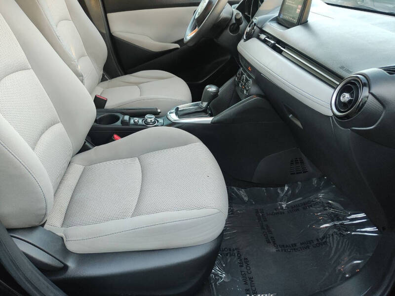 2019 Toyota Yaris LE