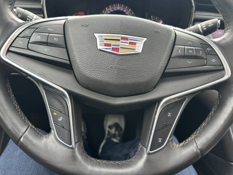2017 Cadillac XT5 Luxury