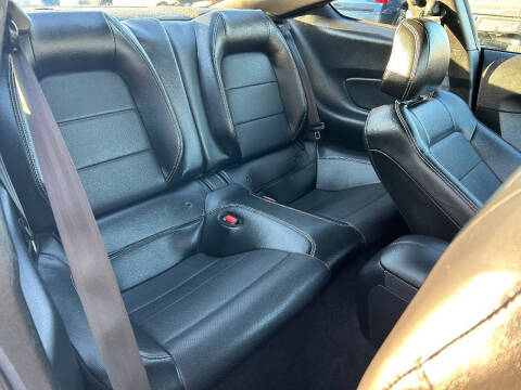 2023 Ford Mustang EcoBoost Premium