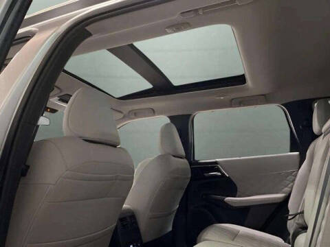 2025 Mitsubishi Outlander PHEV SEL