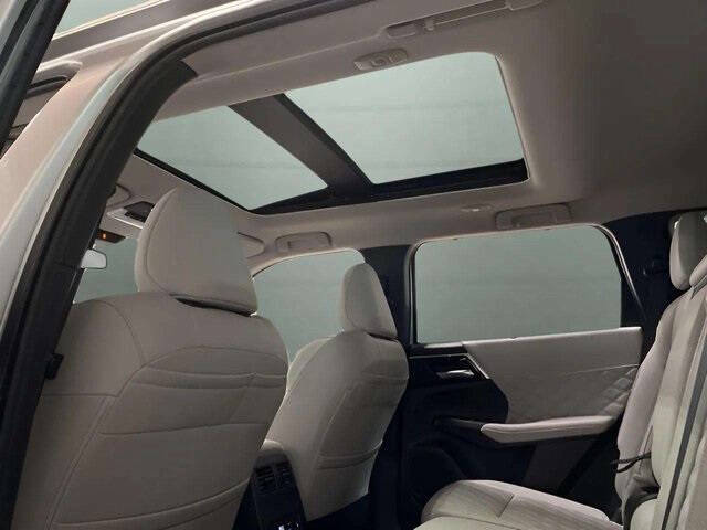 2025 Mitsubishi Outlander PHEV SEL