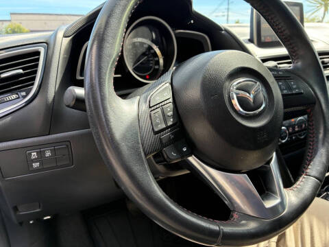2016 Mazda MAZDA3 i Touring