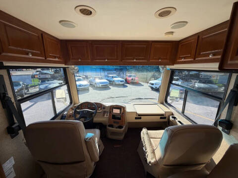 2012 Freightliner XCS Chassis