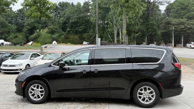 2017 Chrysler Pacifica Touring