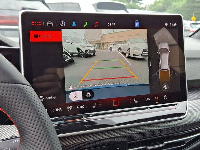 2025 Volkswagen Golf GTI SE