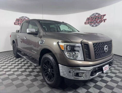 2017 Nissan Titan