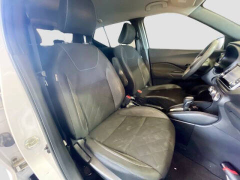 2019 Nissan Kicks S