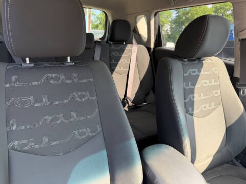 2013 Kia Soul +