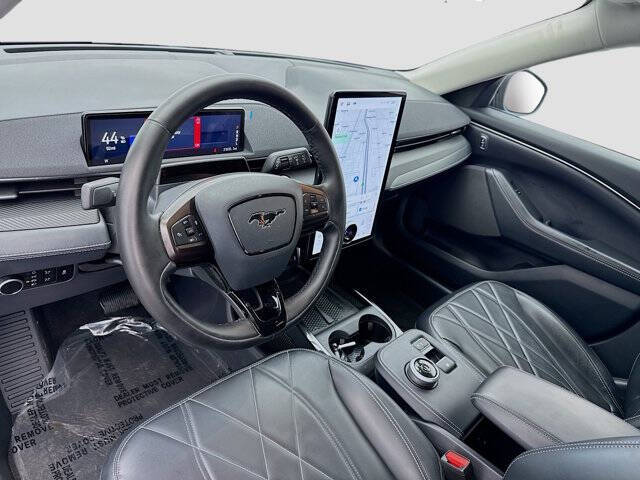 2024 Ford Mustang Mach-E Select