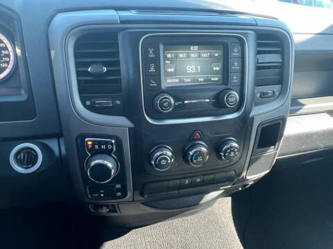 2017 RAM 1500 Express