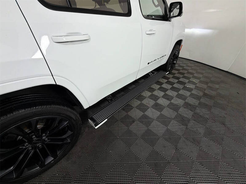 2022 Jeep Grand Wagoneer Series II