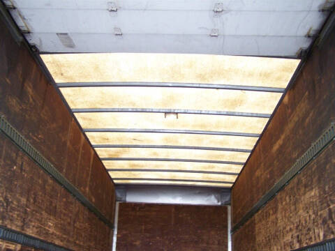 2002 Freightliner FL70