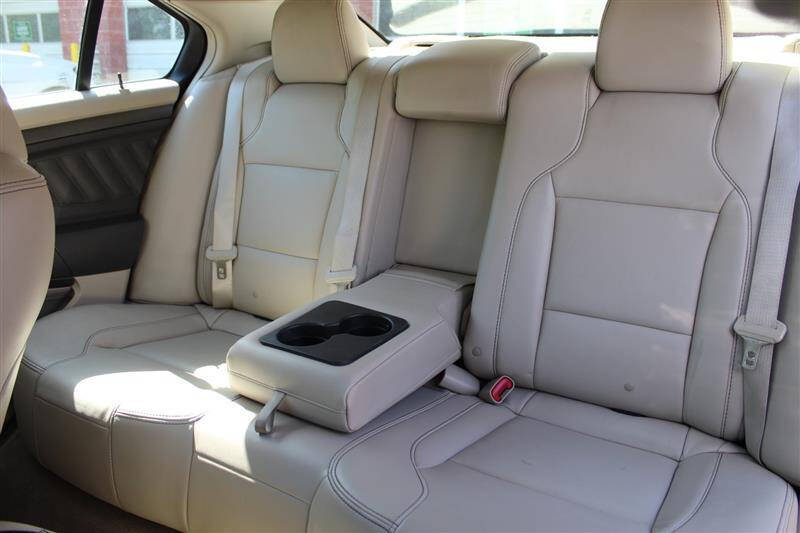 2012 Ford Taurus SEL