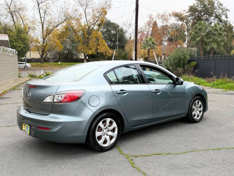 2012 Mazda MAZDA3
