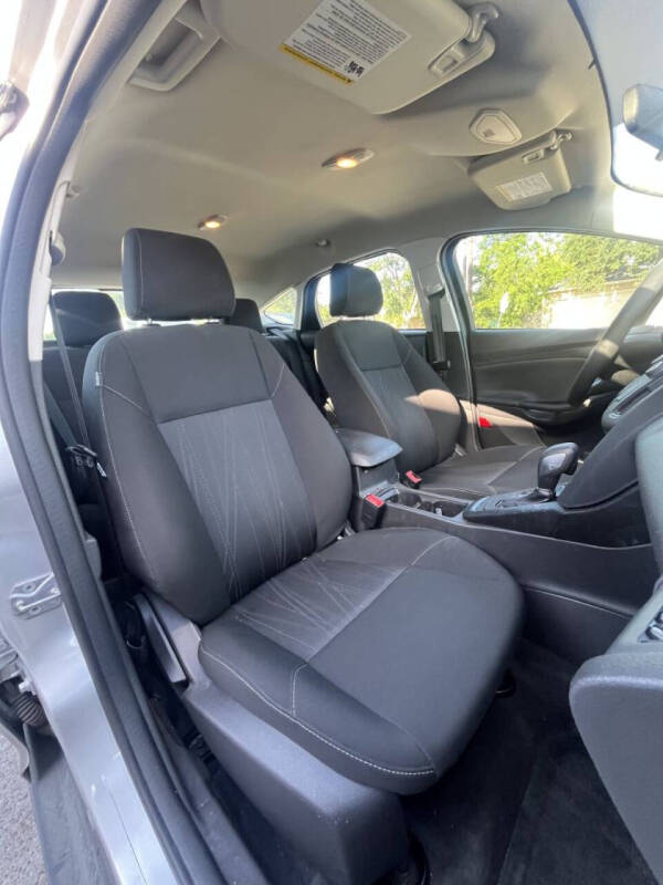 2017 Ford Focus SE