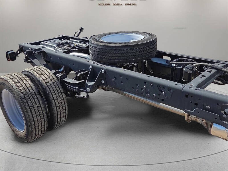 2025 Ford F-550 Super Duty