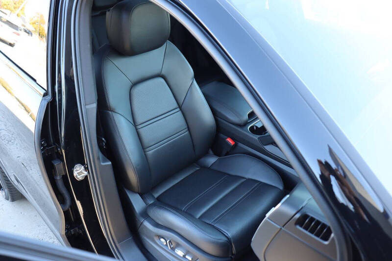 2021 Porsche Cayenne Coupe