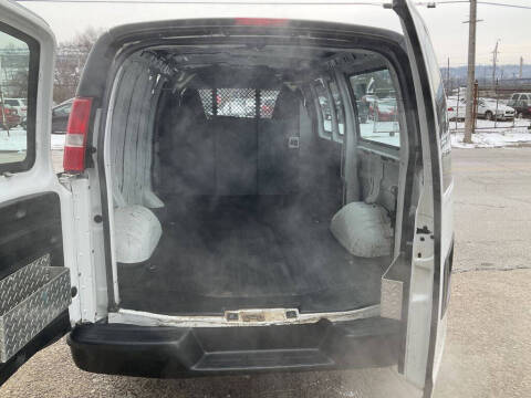 2017 Chevrolet Express 2500