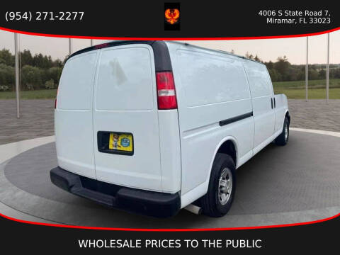 2022 Chevrolet Express 2500