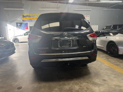 2014 Nissan Pathfinder SL