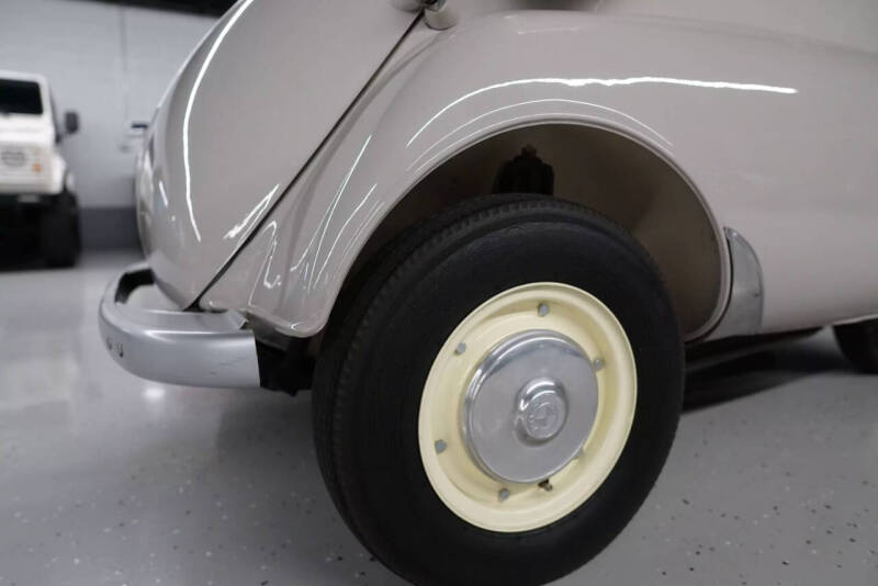 1957 BMW Isetta