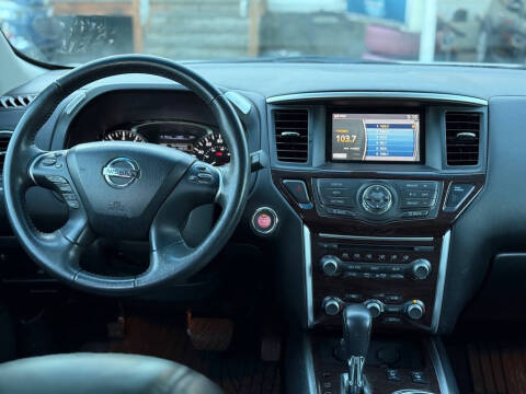 2014 Nissan Pathfinder SL