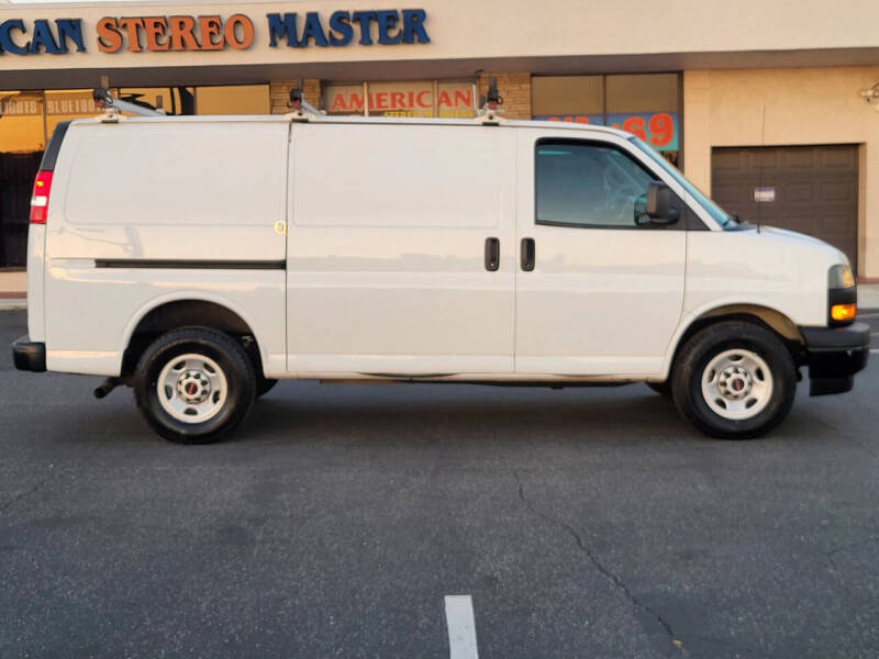2023 GMC Savana 2500