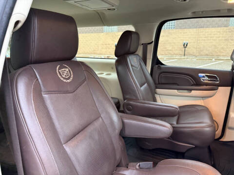 2014 Cadillac Escalade ESV Platinum