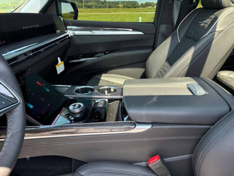 2025 Cadillac Escalade-V