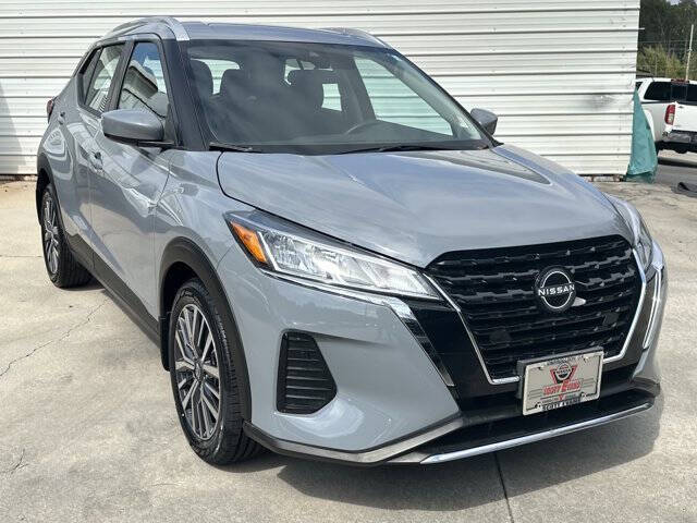 2023 Nissan Kicks SV