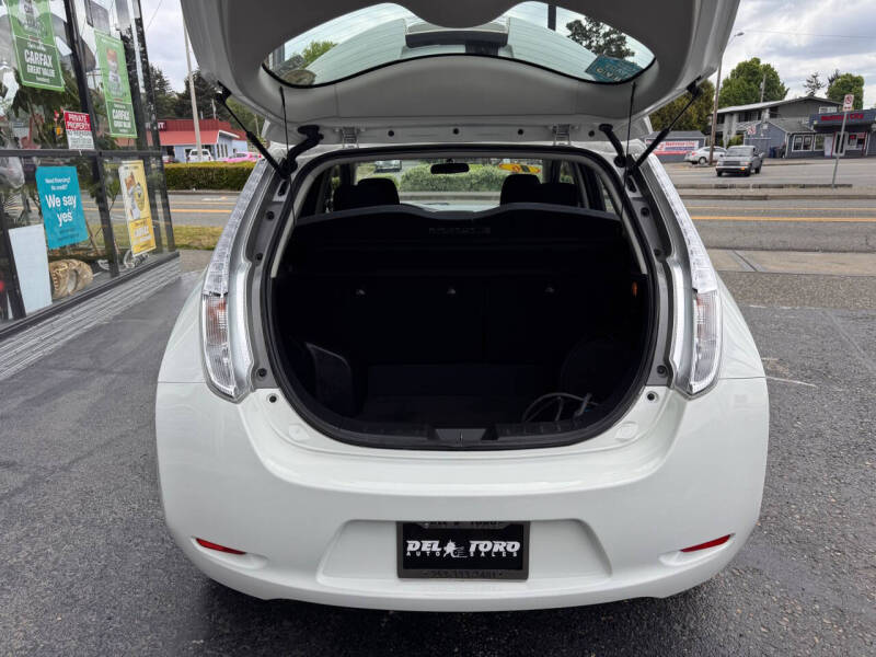 2016 Nissan LEAF S-24