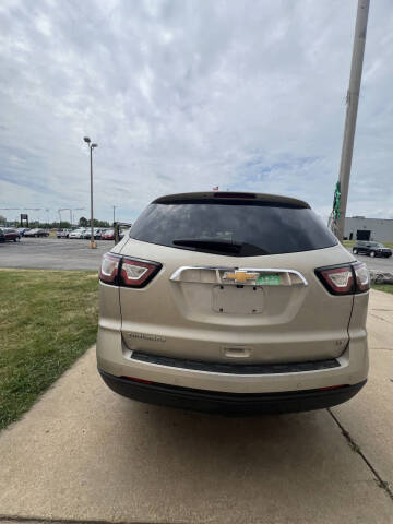 2017 Chevrolet Traverse LT