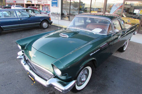 1957 Ford Thunderbird