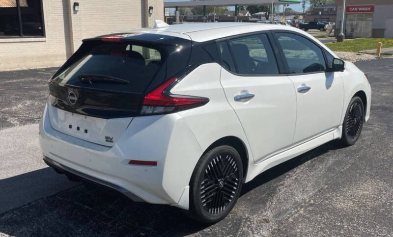 2023 Nissan LEAF SV PLUS