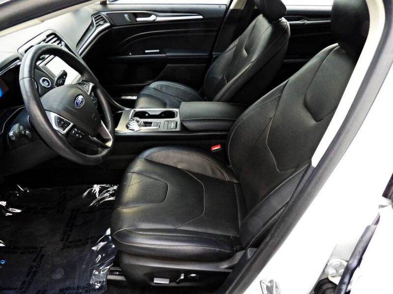 2019 Ford Fusion Hybrid Titanium