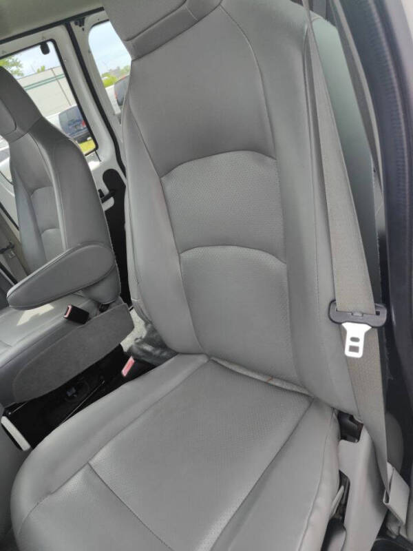 2011 Ford E-Series E-350 SD