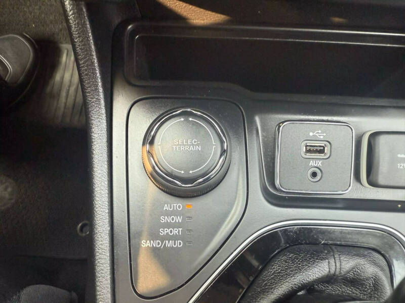 2019 Jeep Cherokee Overland