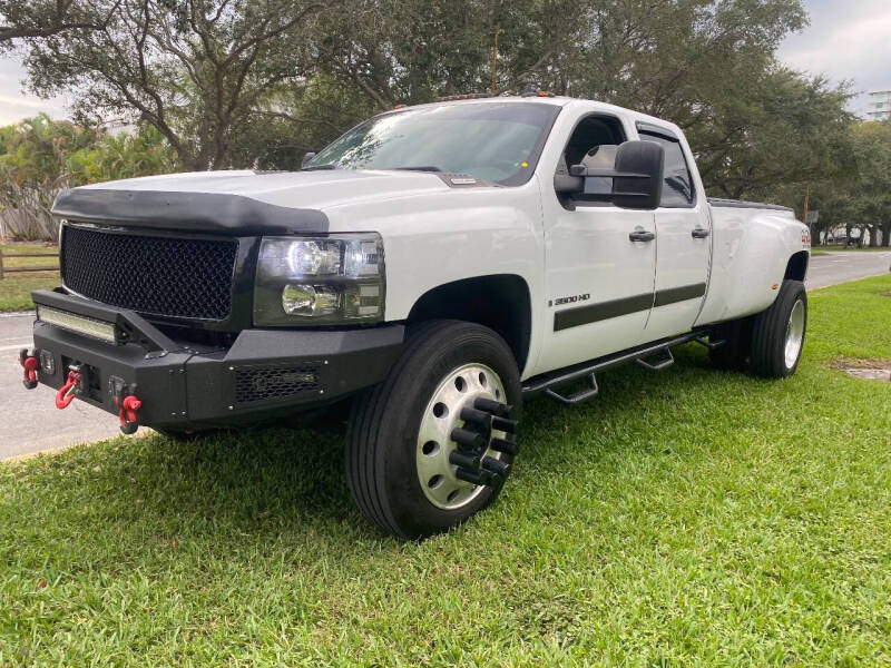 2007 Chevrolet Silverado 3500 LTZ photo 35