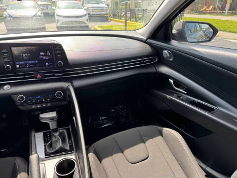 2023 Hyundai Elantra