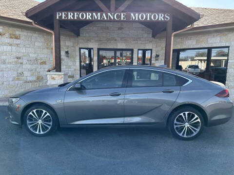 2018 Buick Regal Sportback Essence