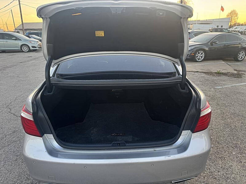 2007 Lexus LS 460