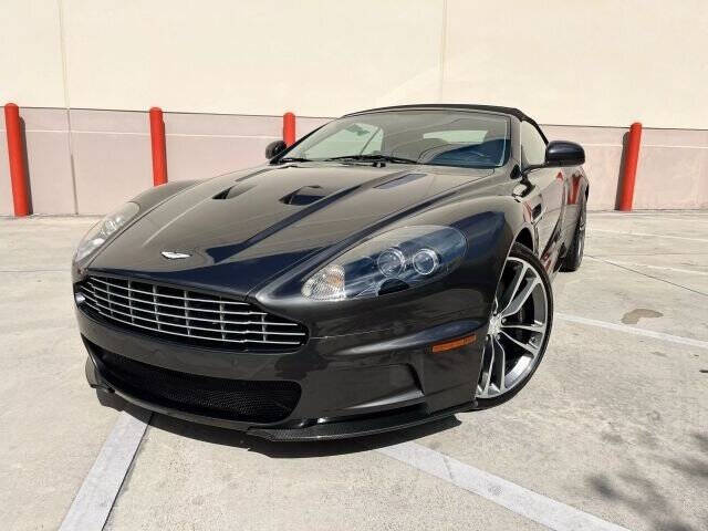 2011 Aston Martin DBS 10