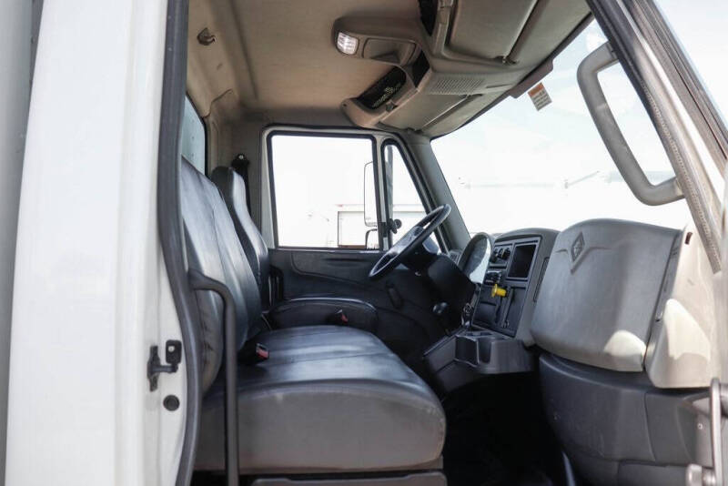 2017 International DuraStar 4300